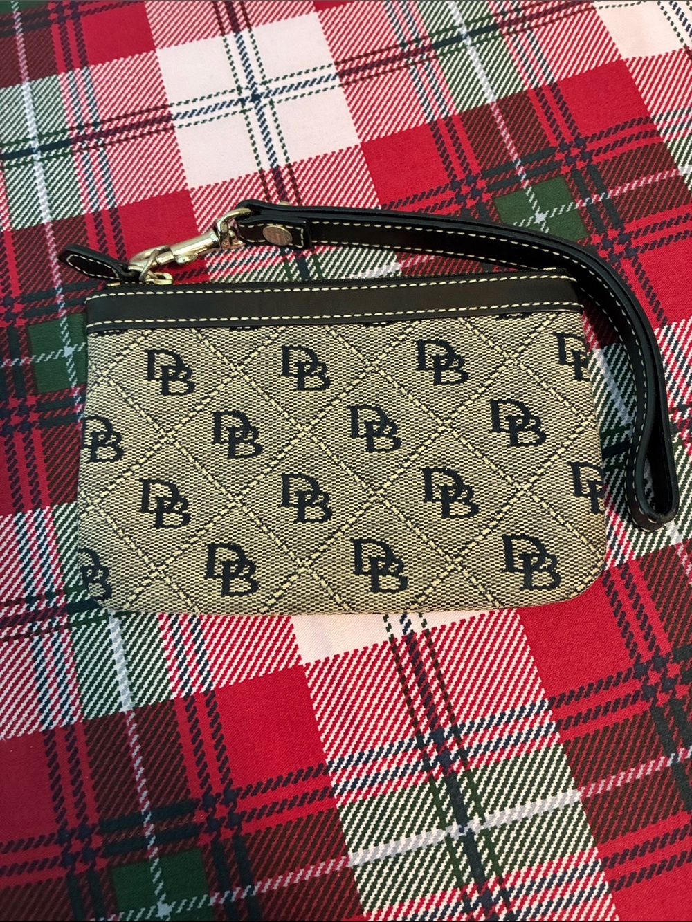 Dooney & Bourke Beige and Black Logo Wristlet